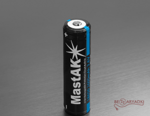 MastAK 18650 3,7V 2600mAh с электроникой. Заряд от USB